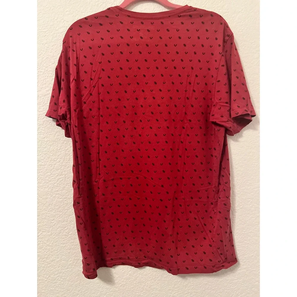 True Religion Mens Red All Over Print Horseshoe Logo T-Shirt Size Large L/G